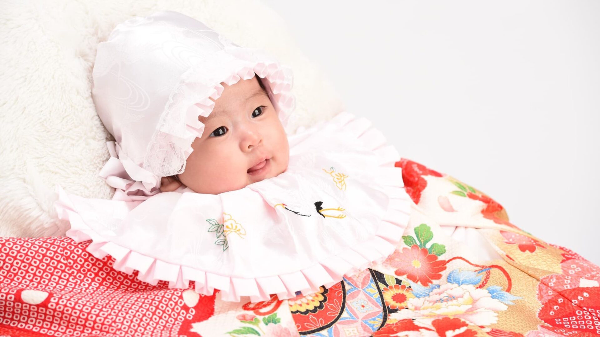 お宮参り奈良県・京都府木津川市_フォトスタジオワタナベ(渡辺写真館)奈良_産着帽子とよだれかけ